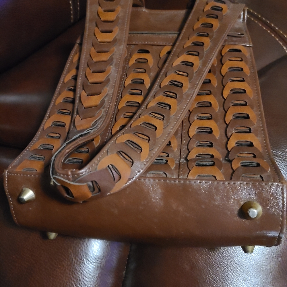 Woven faux leather purse....